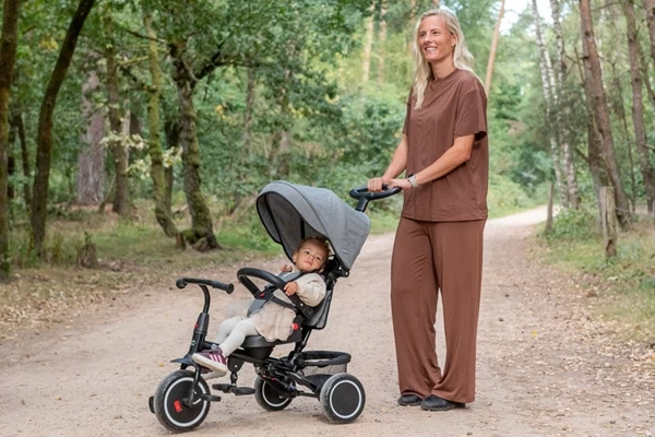 De zitting kan naar achteren om te liggen