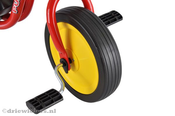 Het voorwiel van de Fitsch.