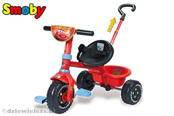 Cars driewieler met afneembare duwstang.