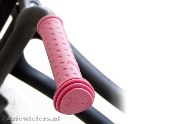 Handvaten roze van Wishbonebike.