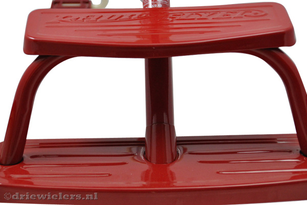 Dubbele voetenplank achter.